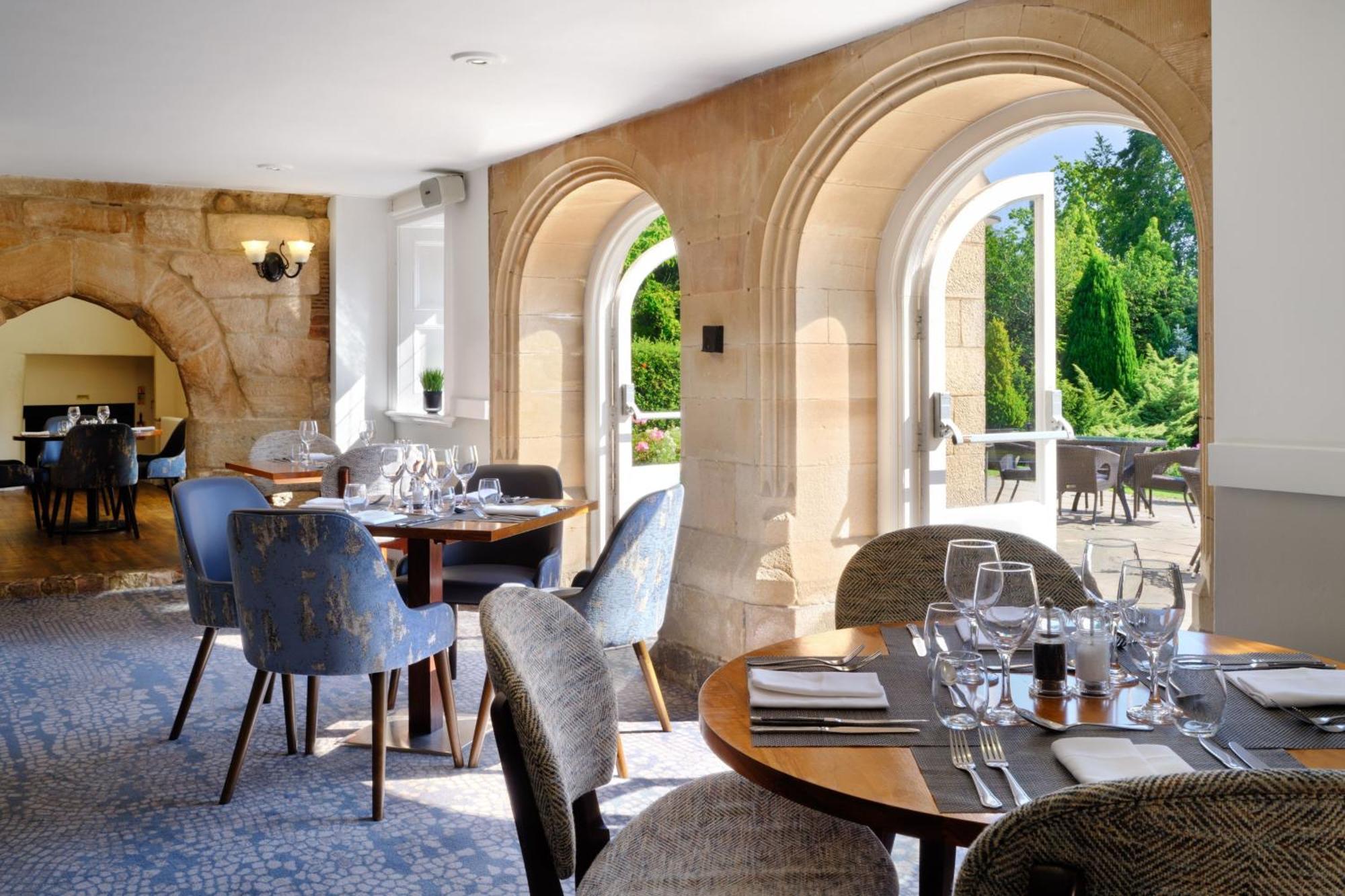 Delta Hotels By Marriott Breadsall Priory Country Club Derby Exteriör bild