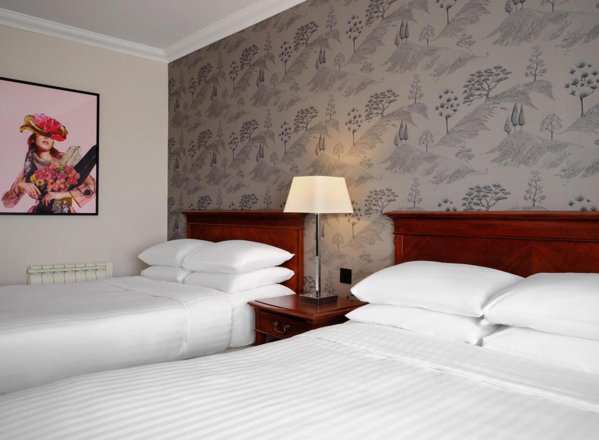 Delta Hotels By Marriott Breadsall Priory Country Club Derby Exteriör bild