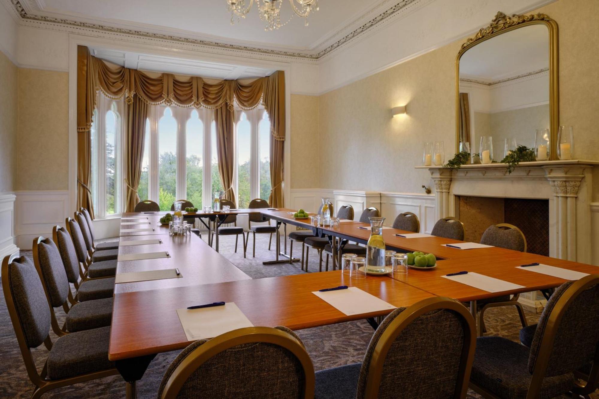 Delta Hotels By Marriott Breadsall Priory Country Club Derby Exteriör bild
