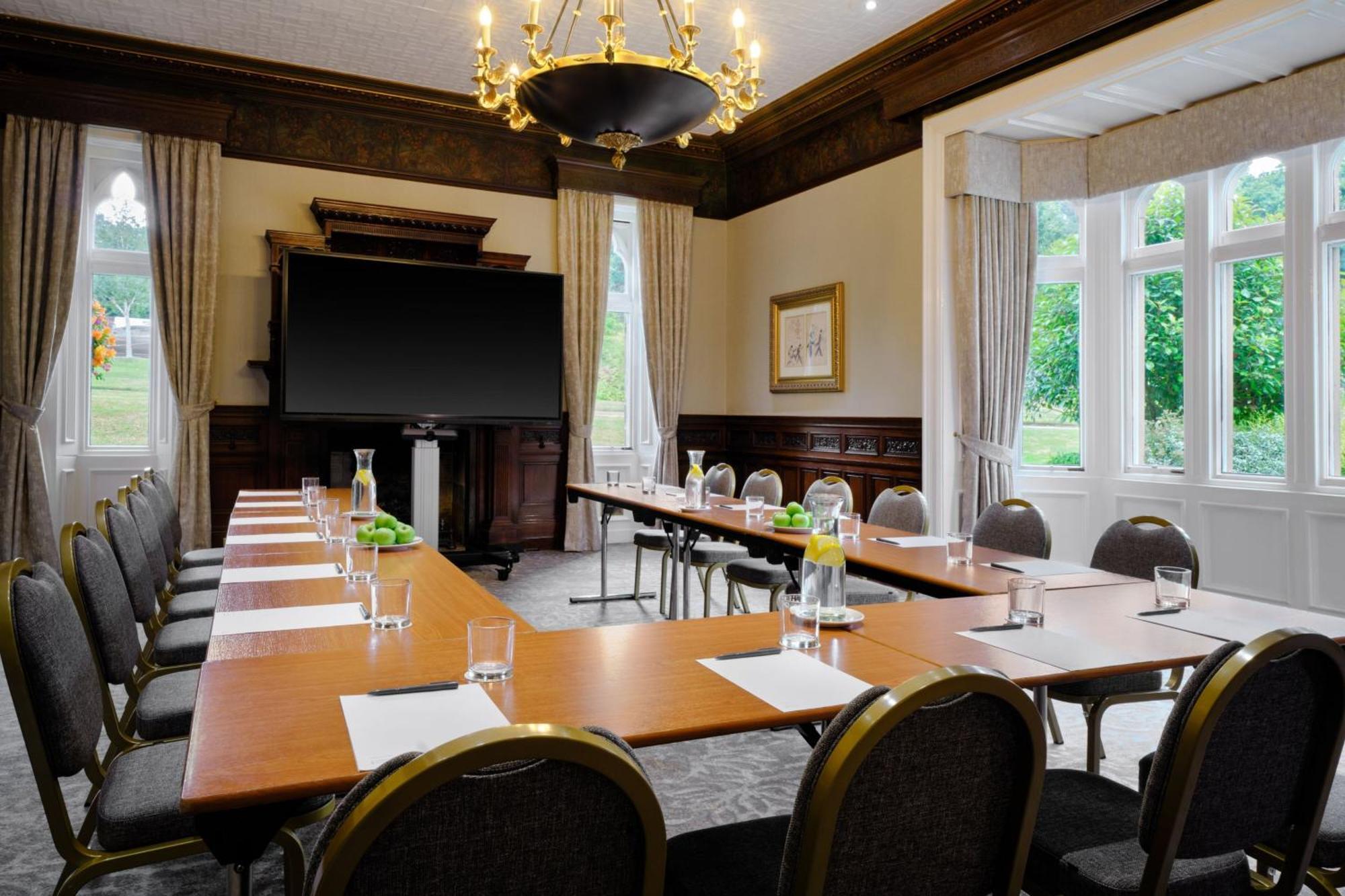 Delta Hotels By Marriott Breadsall Priory Country Club Derby Exteriör bild